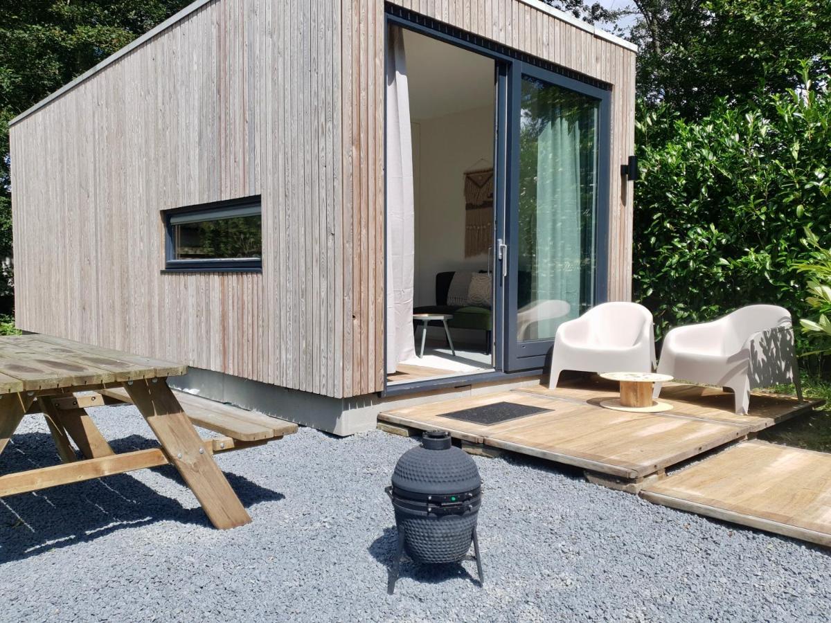 Vila Modern Tiny House Op Rustig Watersportpark Elahuizen Exteriér fotografie