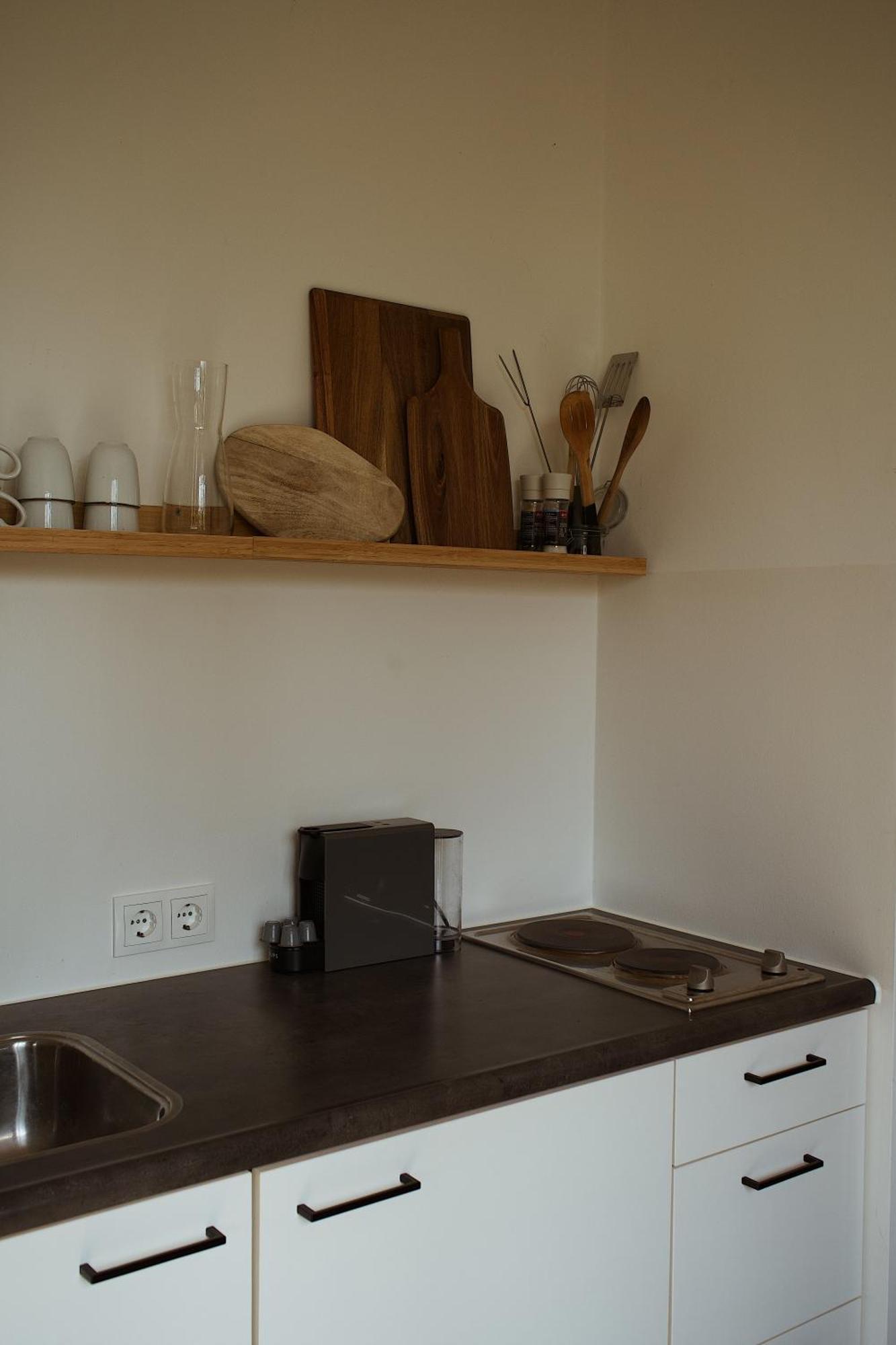 Vila Modern Tiny House Op Rustig Watersportpark Elahuizen Exteriér fotografie
