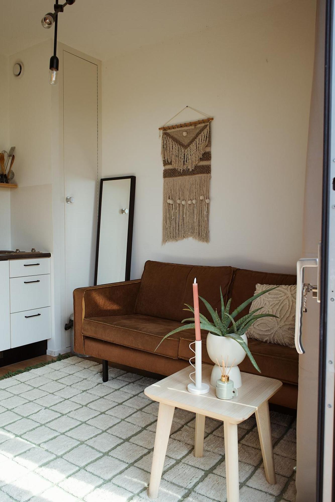 Vila Modern Tiny House Op Rustig Watersportpark Elahuizen Exteriér fotografie